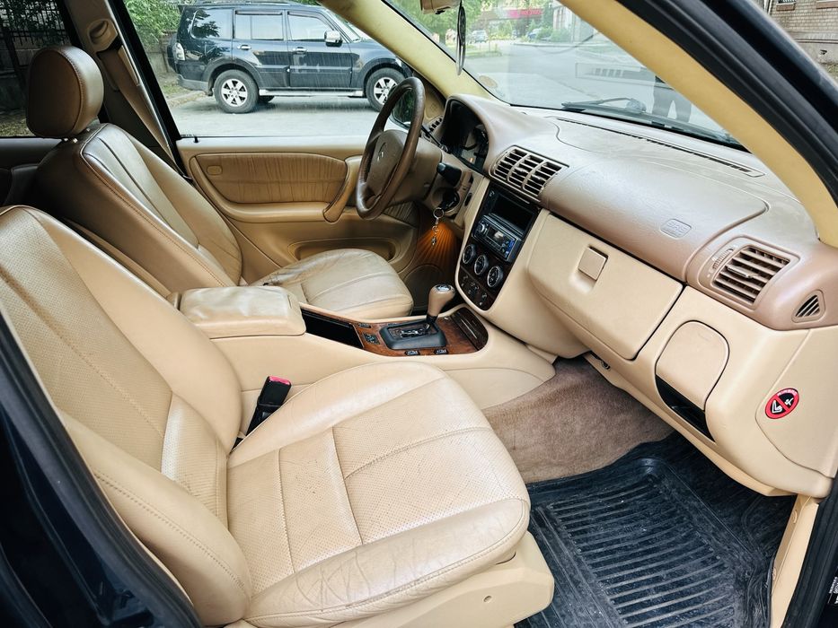 Продам Mercedes-ML в хорошем состоянии на боевом ходу Срочно !