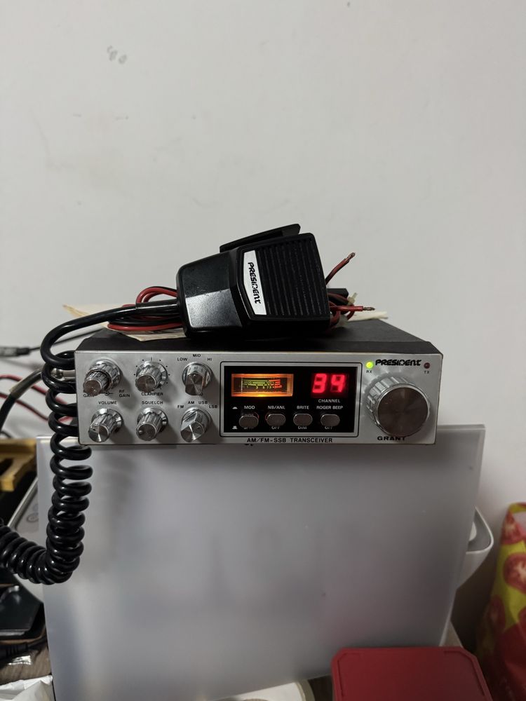 Radio cb presidente grant