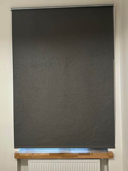 Roleta zaciemniająca w kasecie 140×190 cm
