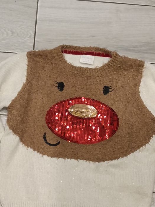 Sweter 110 F&F dziewczęcy świąteczny renifer