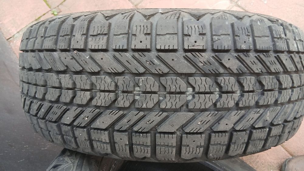 Пара 215 55 R 16