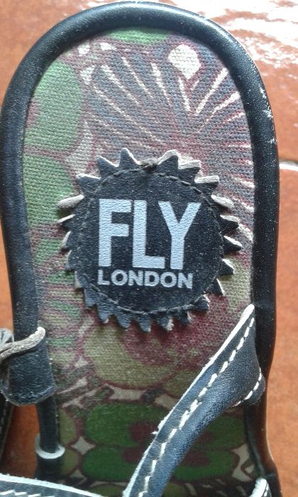 Sandálias de Plataforma - Fly London, Nº39