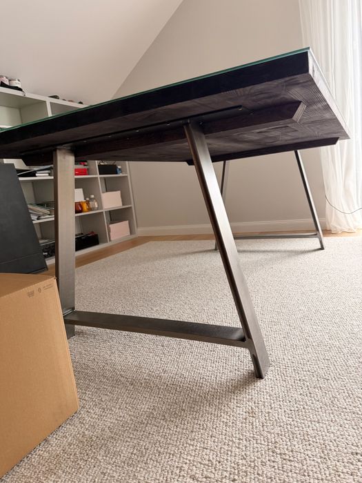 Czarny stol lub biurko 200/114/3,5