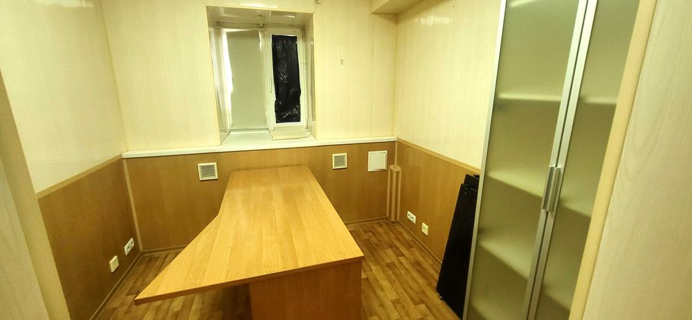 Продаж приміщення, БЕЗПЕЧНЕ місце, вул. Незалежної України, буд. 40-А.