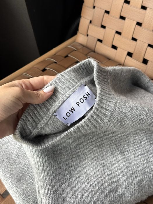 Светр українського бренду сірий Low Posh XS 100% вовна