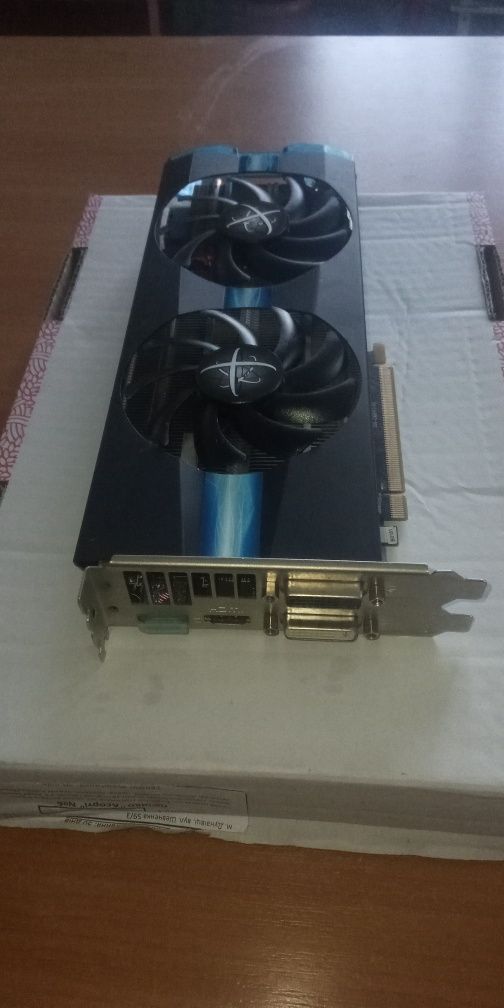 Відеокарта r9 270x - 2gb