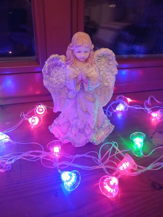 Статуетка ангел високий