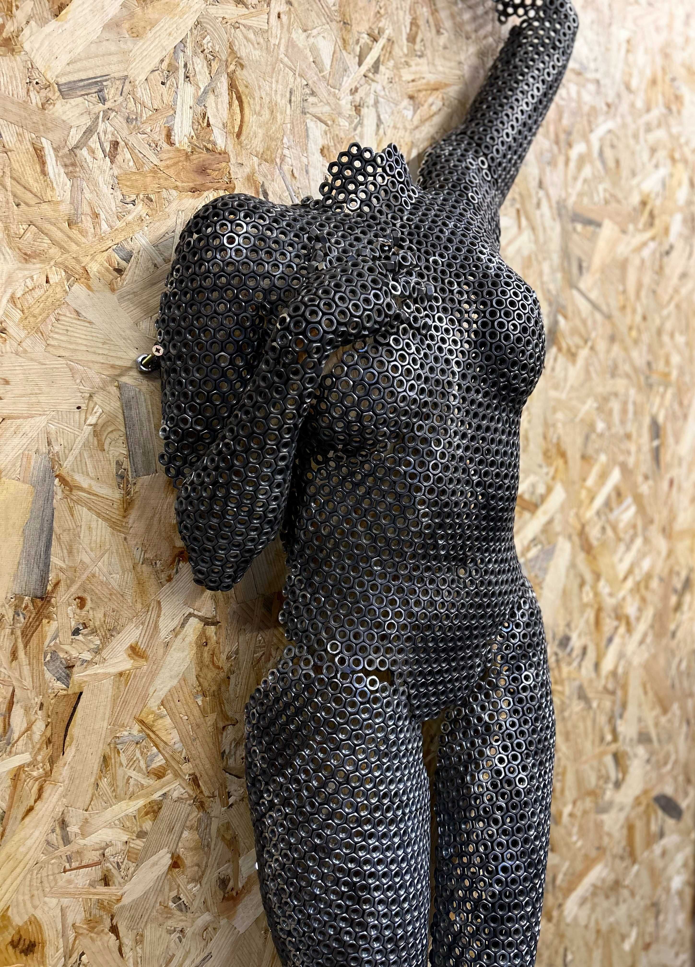Rzeźba stalowa handmade ciało kobiece