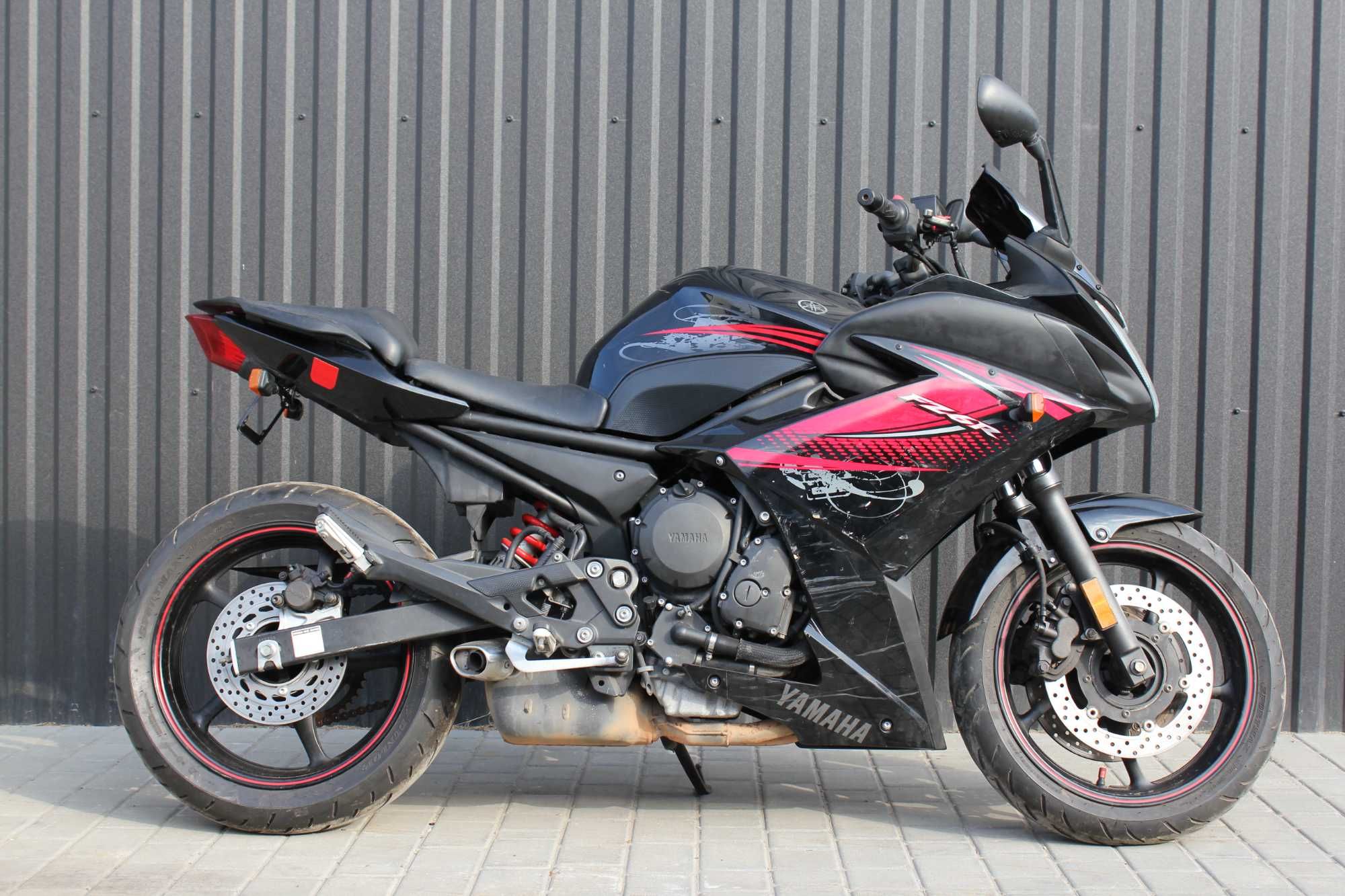 Yamaha  FZ6 2012