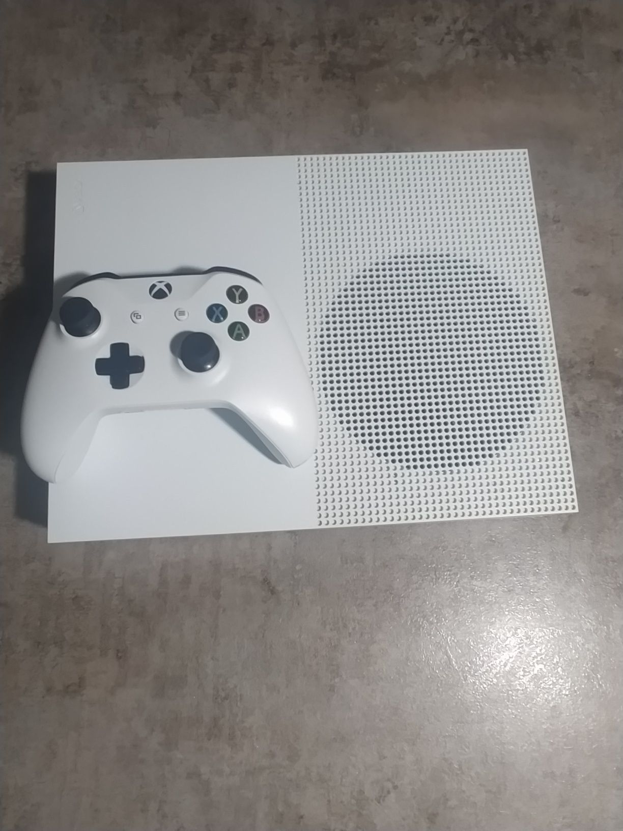 Konsola XBOX ONE S