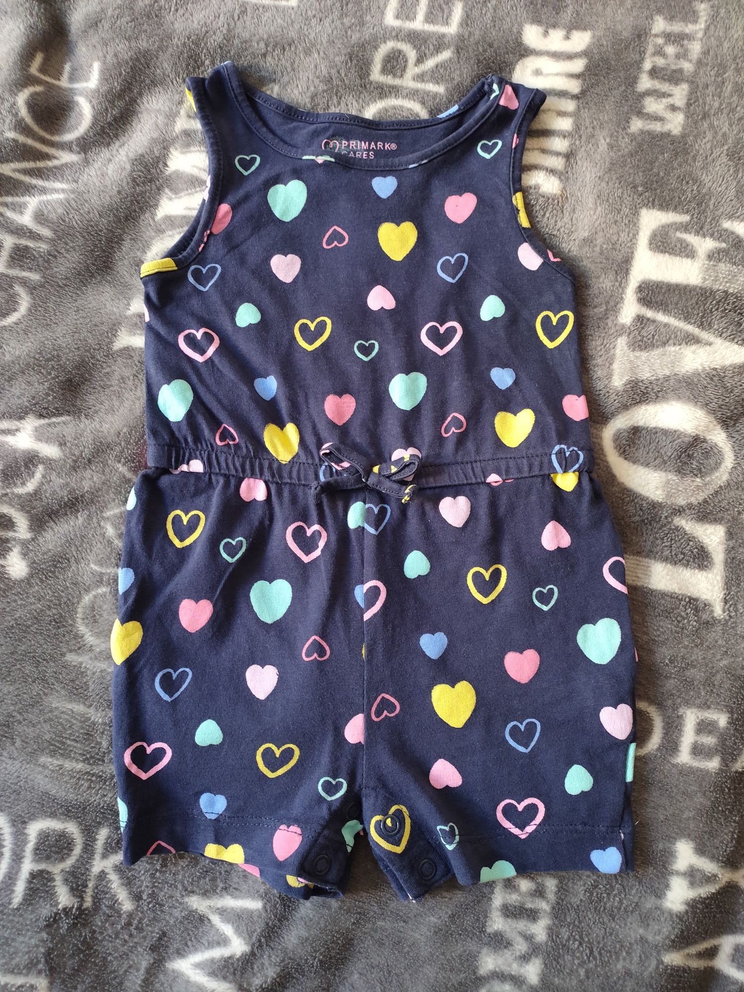 Rampers Primark rozm. 9-12 m-cy