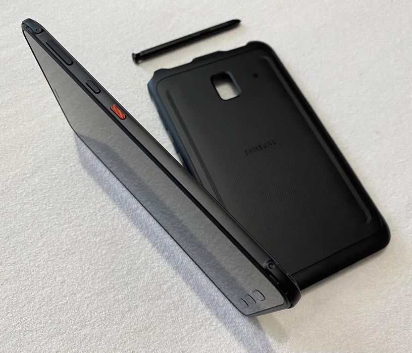 Противоударный LTE Планшет-Телефон Samsung Active 3 SM-Т575 4/64Gb