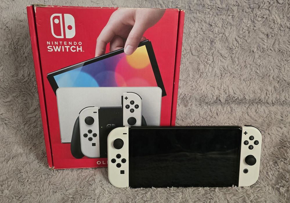 Konsola Nintendo Switch Oled HEG-001 Komplet