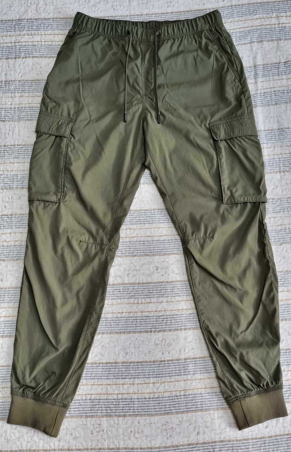 Spodnie cargo zielone