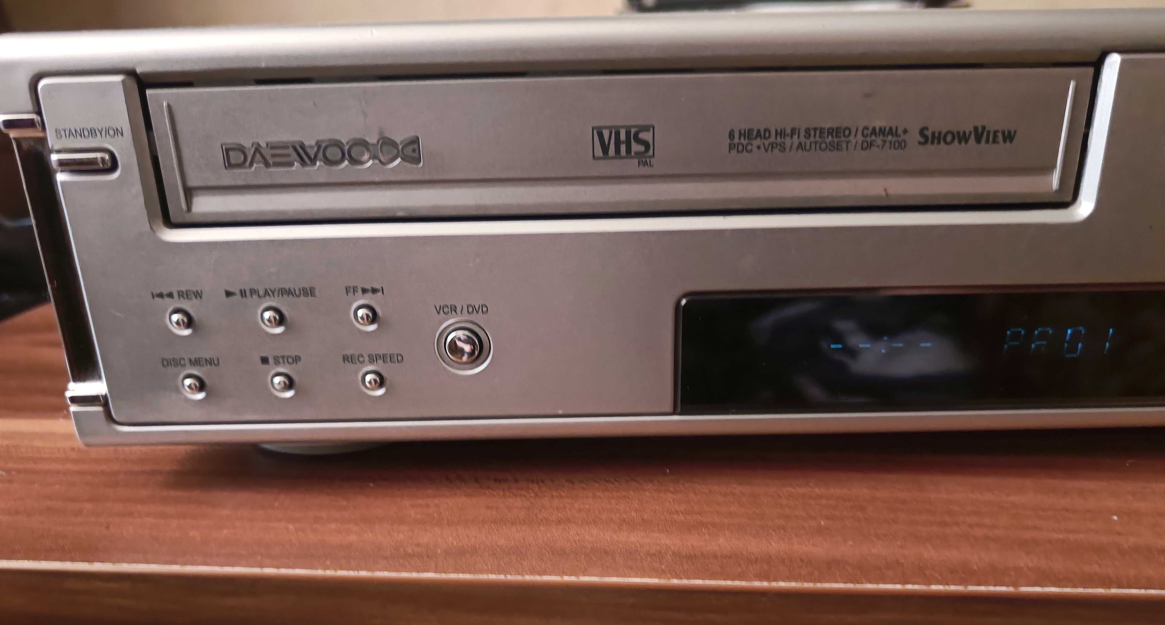 Nagrywarka DVD VHS DAEWOO DF-7100 Combo zgrywanie kaset vhs na dvd