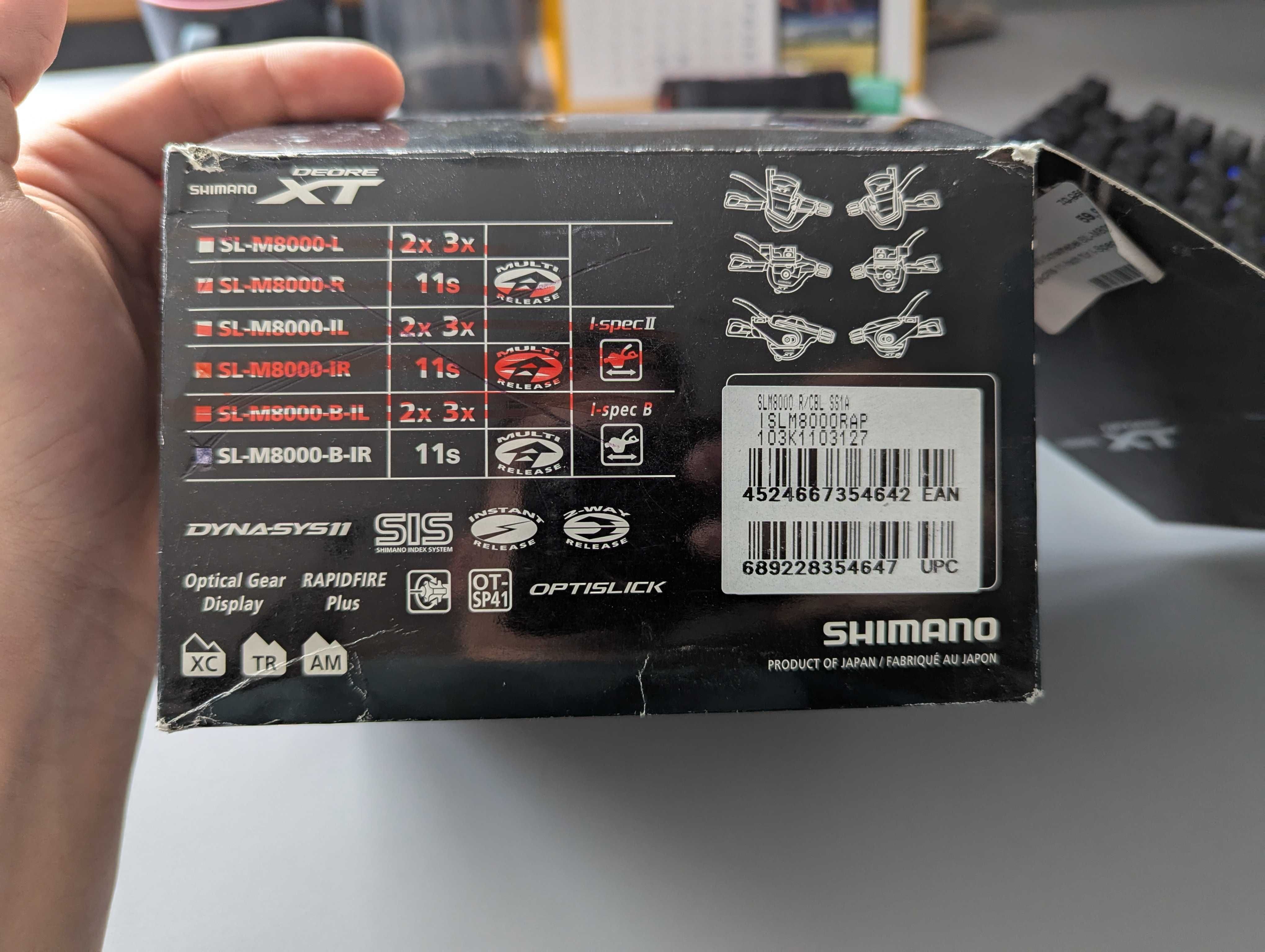 Manetka Shimano Deore XT SL-M8000-B-IR 11-rzędowa prawa