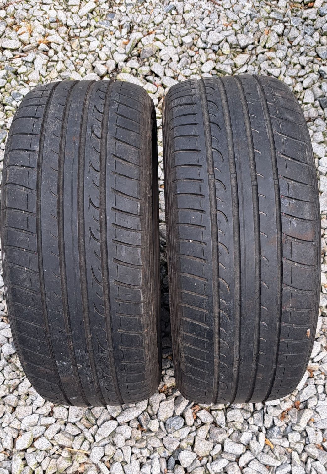 Opony  225/45/17  Dunlop