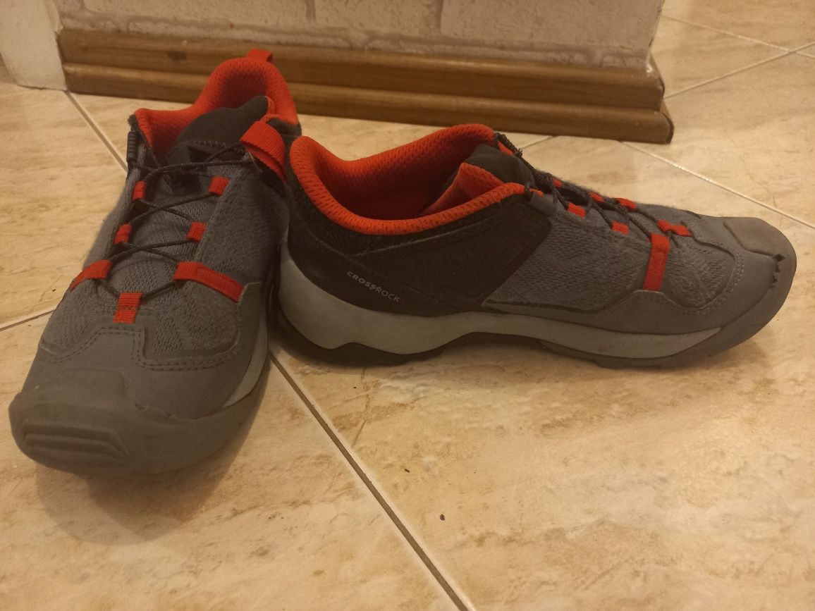 Buty 37 trekingowe i na codzień  Quechua