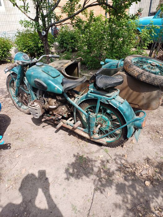 М72, 1955 р. оригінал на ходу із коляскою поч. 1950-х рр.