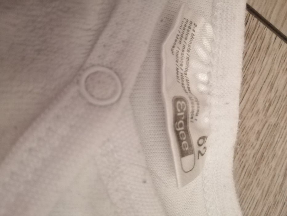 Sprzedam komplet niemowlęcy