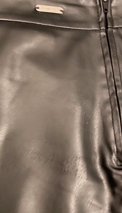 Guess spodnie skórzane