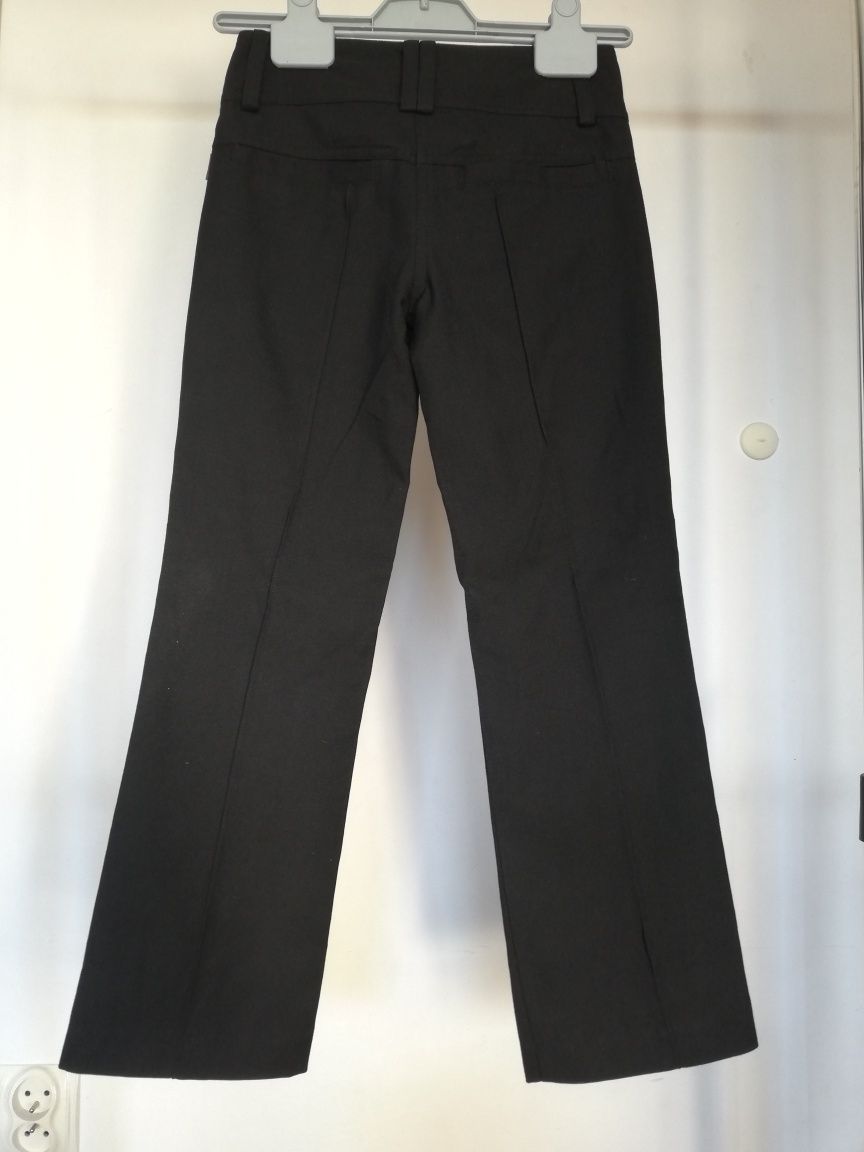 Czarne eleganckie proste spodnie dla dziewczynki rozmiar 128