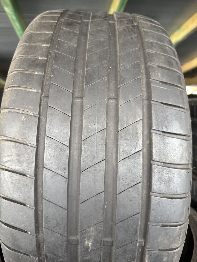 Шини резина 255/40/20 r20 Bridgestone пара літні