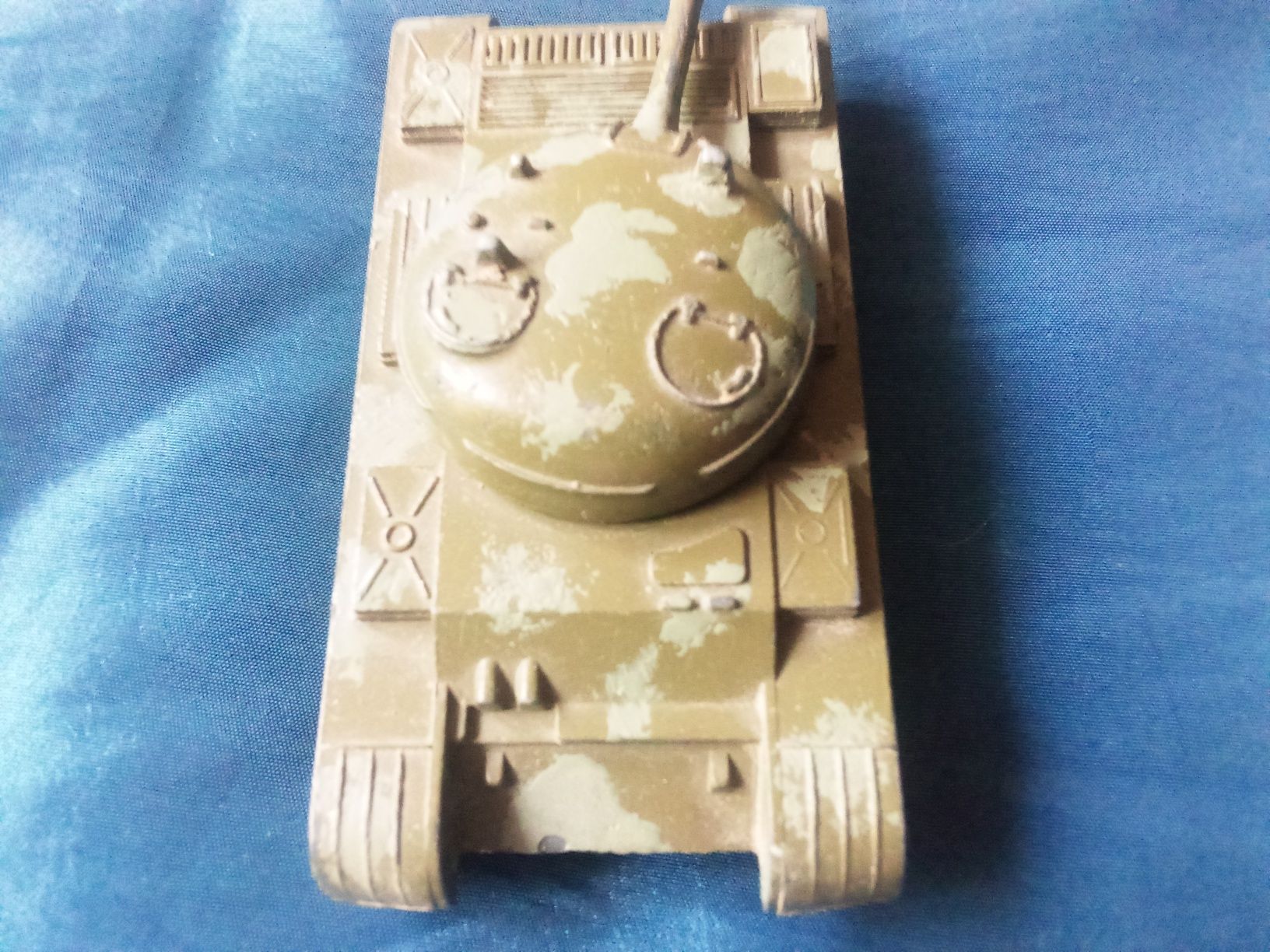 Модель игрушка танк СССР