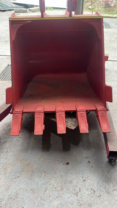 Baldes de Escavação para Giratória