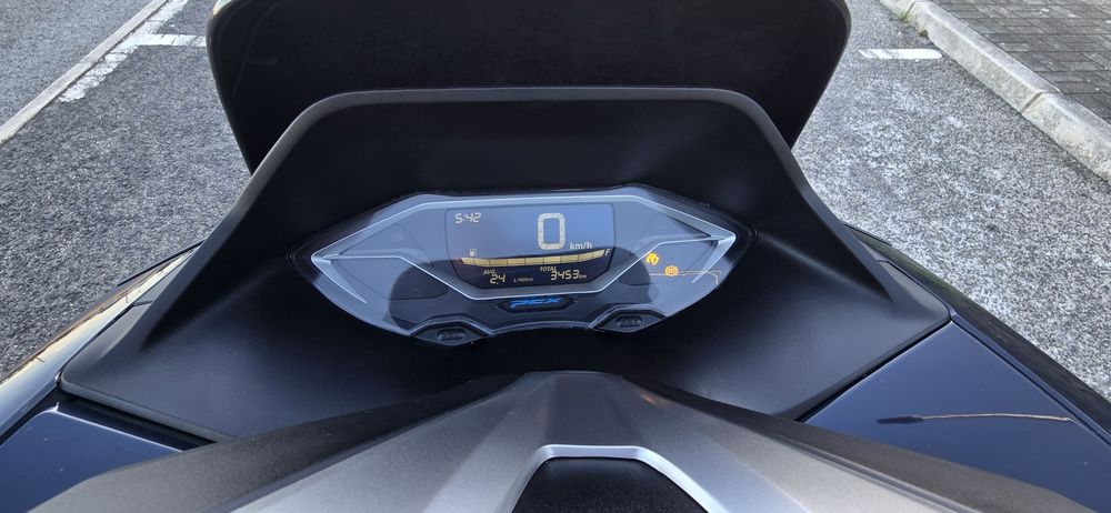 Honda PCX 125 de 2025 6 anos garantia + Honda Mapit