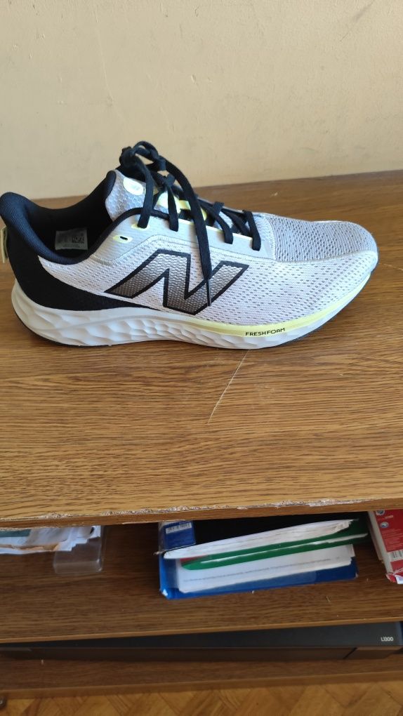 Кросівки new balance