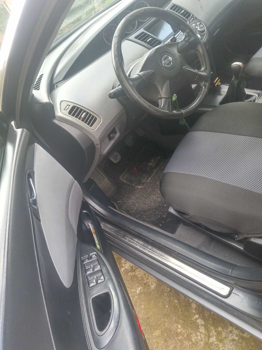 Carrinha Nissan Primera BAIXOU - este fim de semana