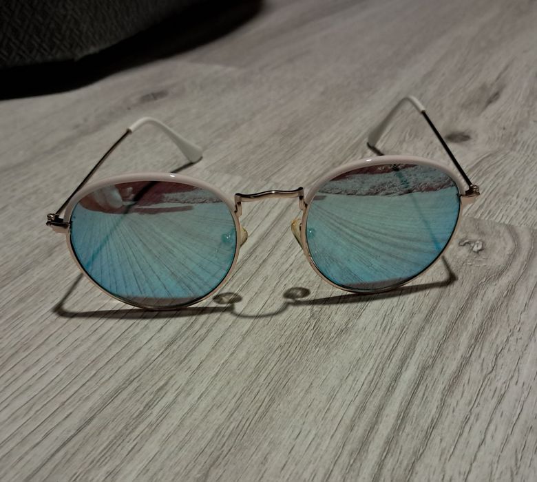 Nowe porządne okulary damskie z Włoch