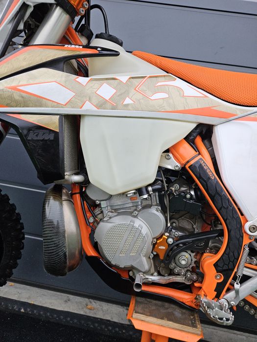 Ktm exc 300 tpi Erzbergrodeo 100h Nowy tłok sel A oraz cylinder