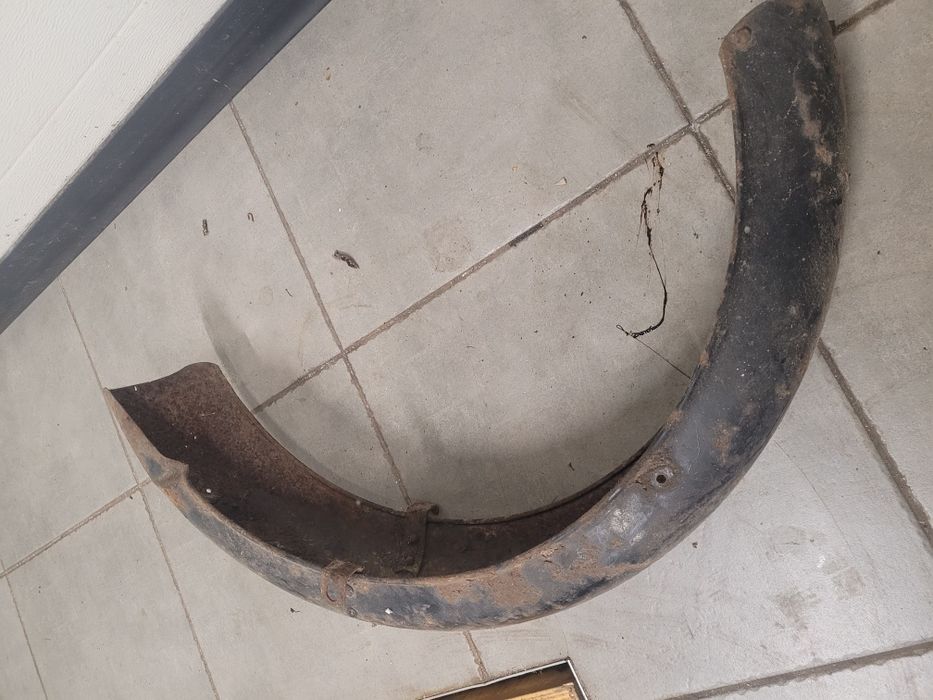 Błotnik wsk 125 175 stan dobry