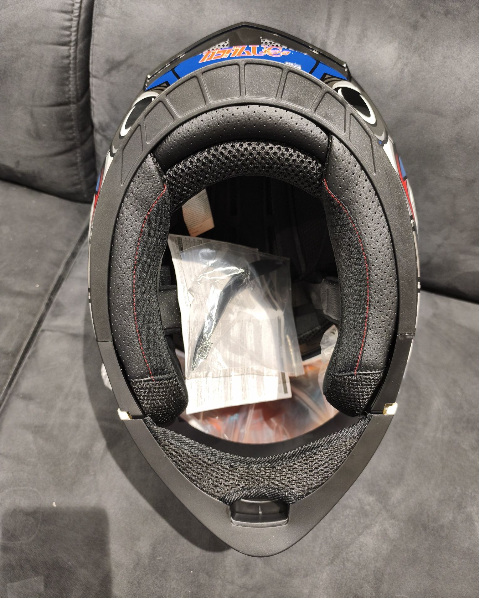 Vendo capacete novo