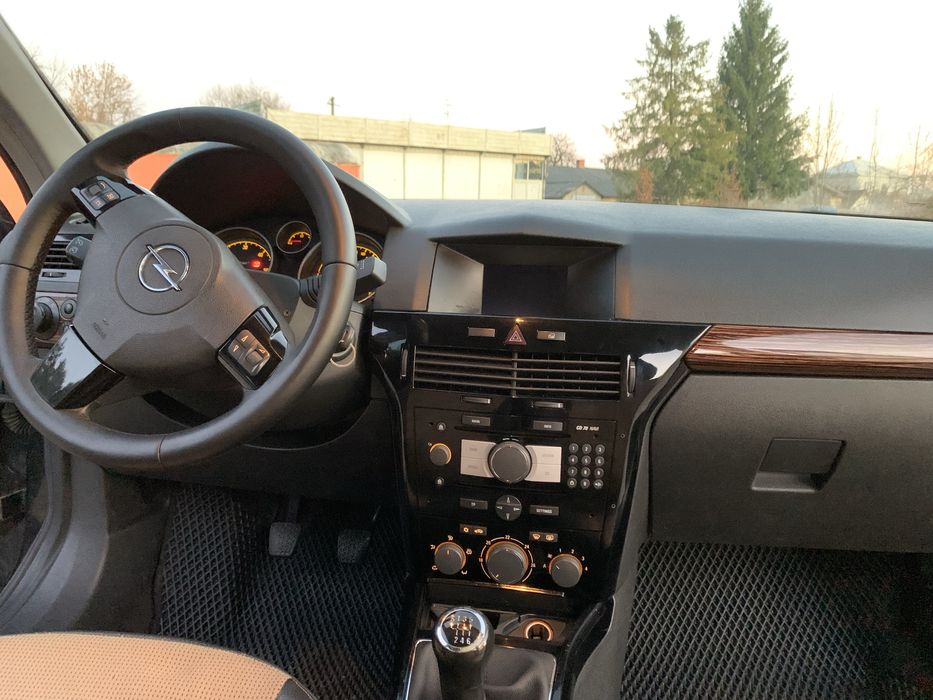 Opel Astra Cosmo 1.9 CDTI • як нова • без вкладень • перевірка на СТО!