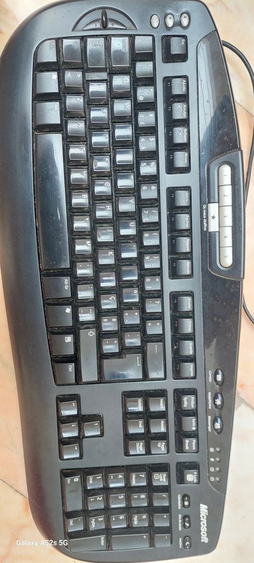 Teclado Microsoft.