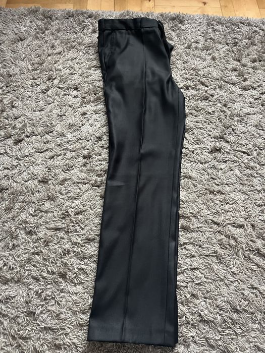 Czarny garnitur z połyskiem komplet marynarka spodnie 182/108/94