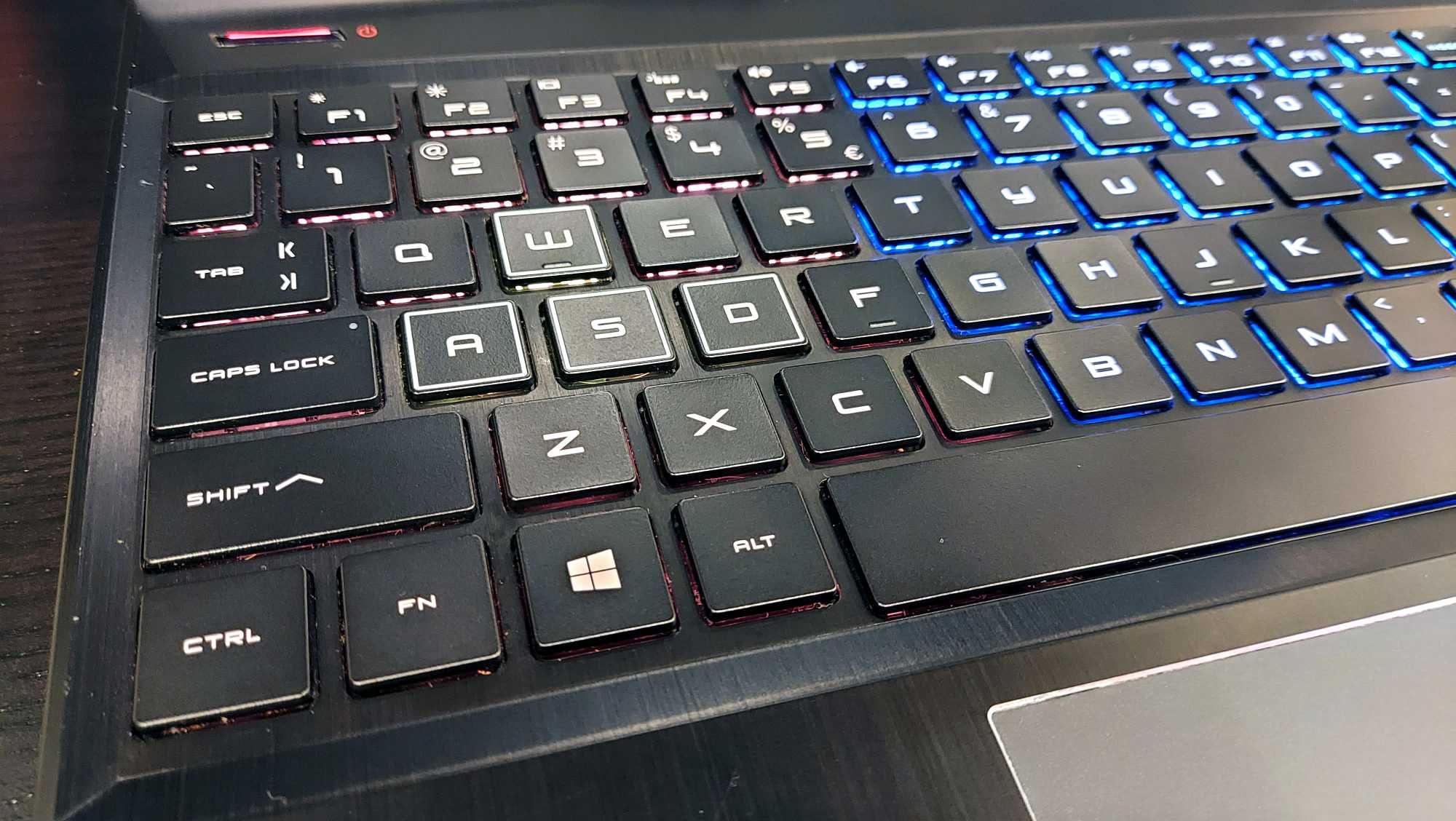 HP OMEN Gaming =144Hz IPS= 20GB SSD256GB+1TB RGB