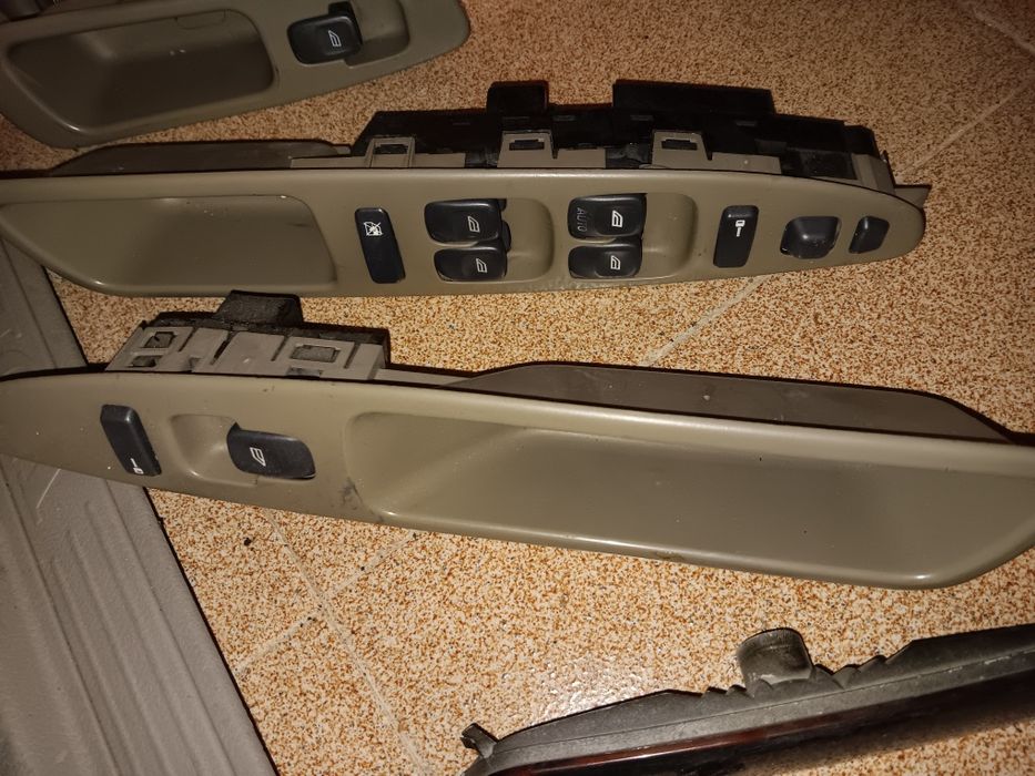 Peças volvo v40 (interior e exterior)
