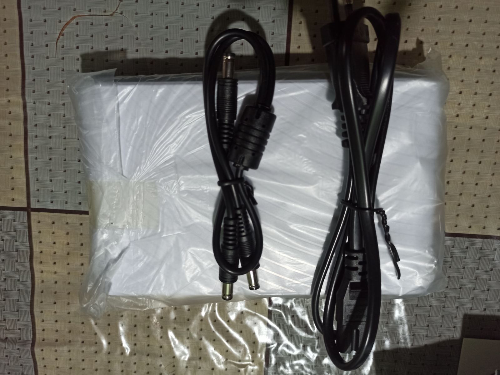 SKE POE-532E Mini UPS 8800 mAh