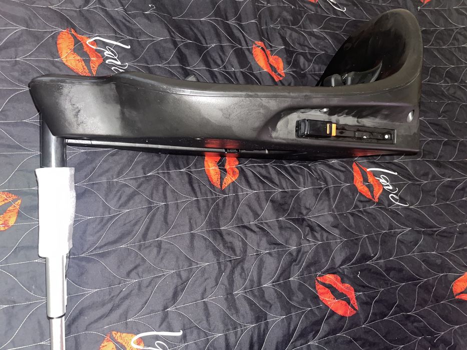 Продається автолюлька разом з платформою, в ідеальному стані без дефек