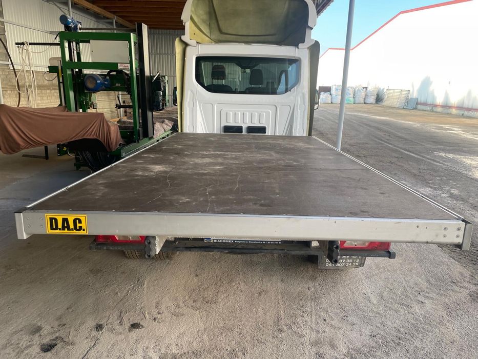 Platforma , skrzynia ładunkowa