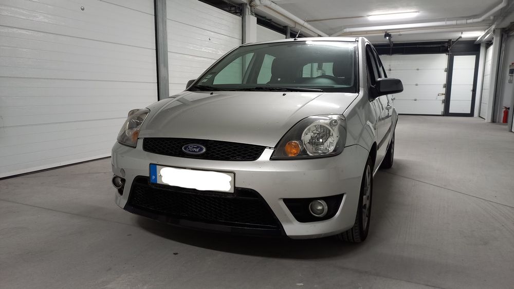 Ford Fiesta 1.4 TDCI Ghia Topo de Gama