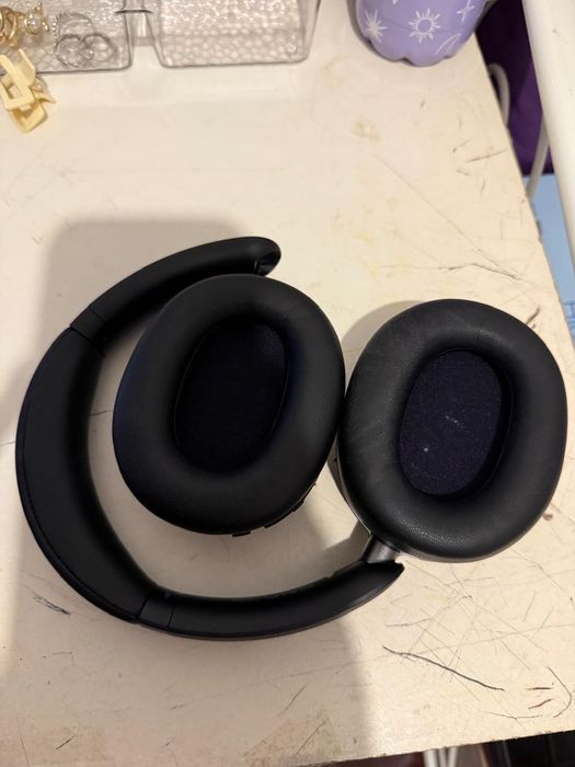 Headphones Edifier Atom Max