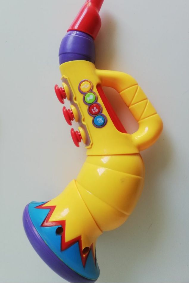 Fisher Price trąbka , kluczyki