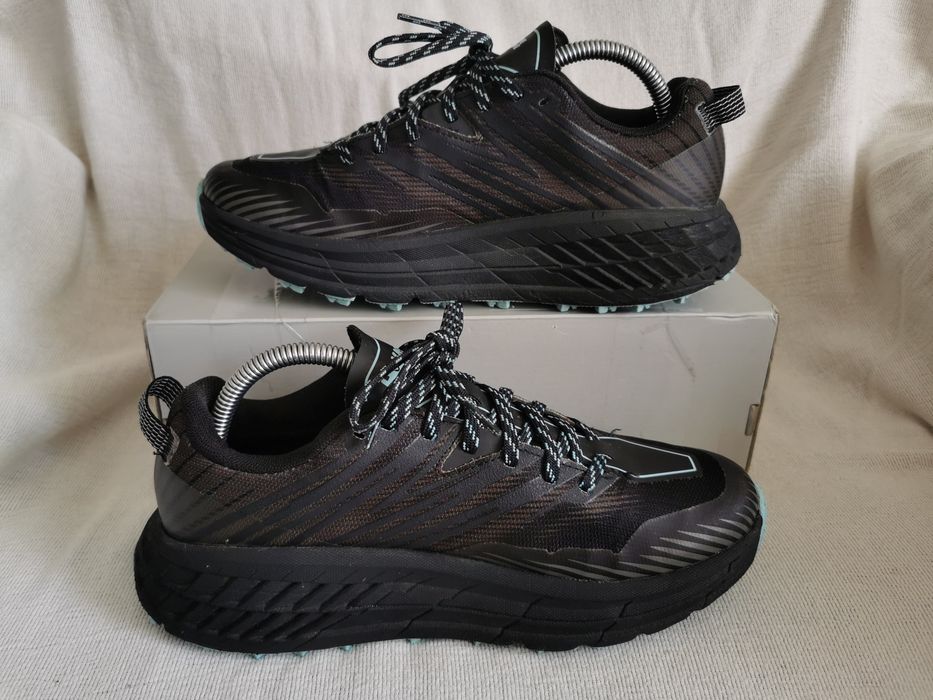 Hoka One One Speedgoat Gore Tex Vibram buty sportowe do biegania 40