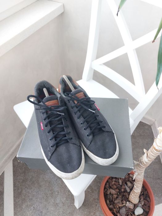 Кросівки Levis ( кеди )