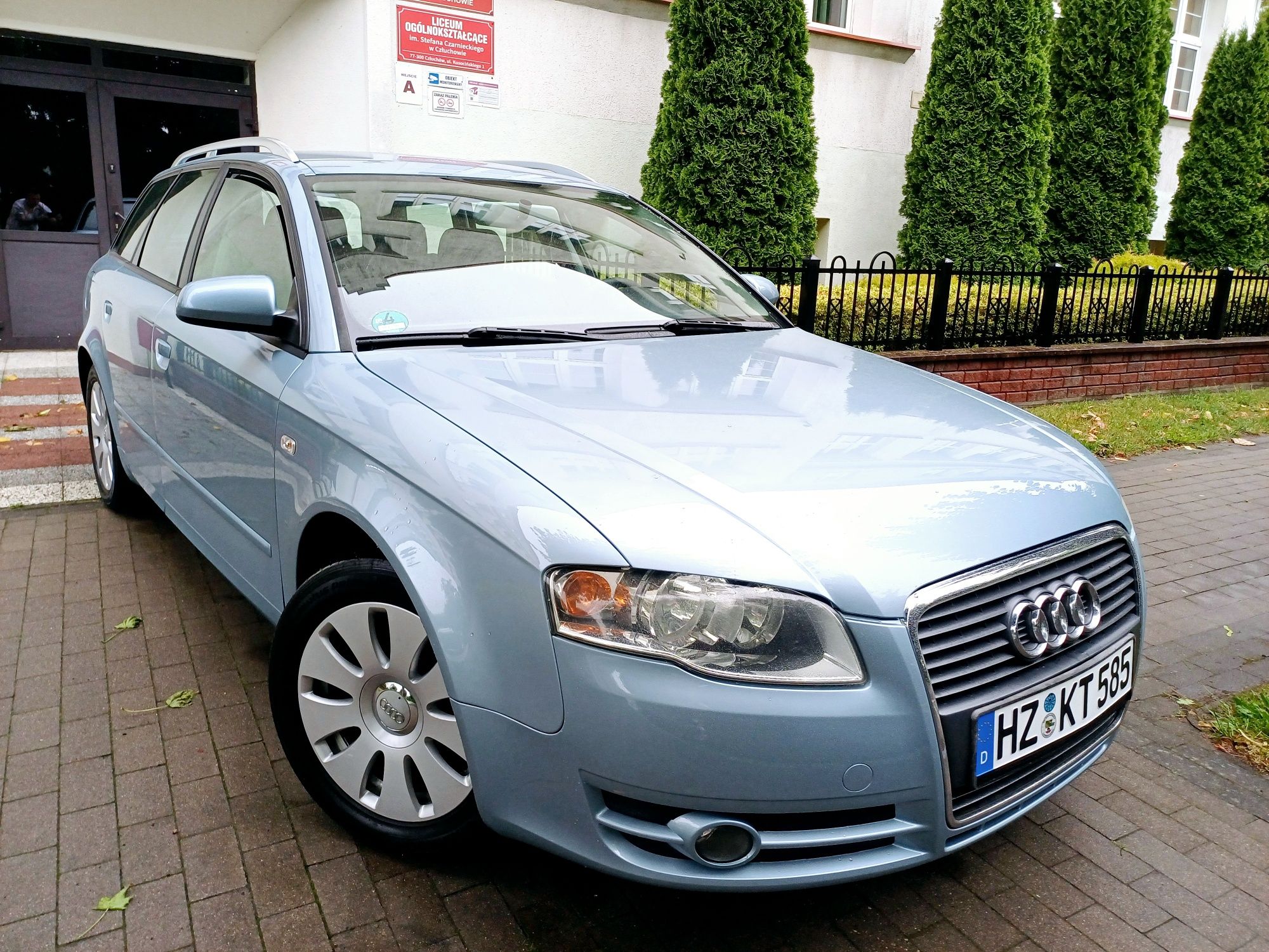 Piękna Bezwypadek Audi A4 B7 Benzyna 2007 Rok Klikatron Alus Reling